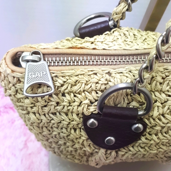 GAP Woven Mini Shoulder Bag - Picture 2 of 5